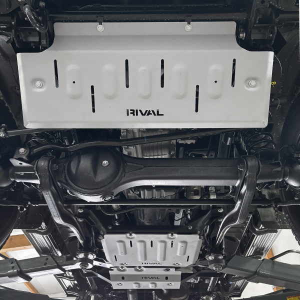 Protecciones de cárter (Juegos) Toyota Land Cruiser 2023-; 2023-; 4 l. / gasolina; 2,8 l. / diesel; 4,5 l. / diesel